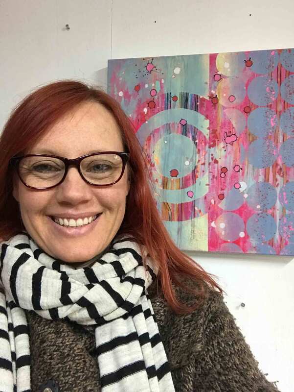 Art studio video with Kate Green talking about her purple and pink abstract painting called Serndipity.