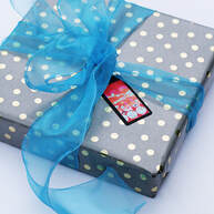 free giftwrapping by Kate Green